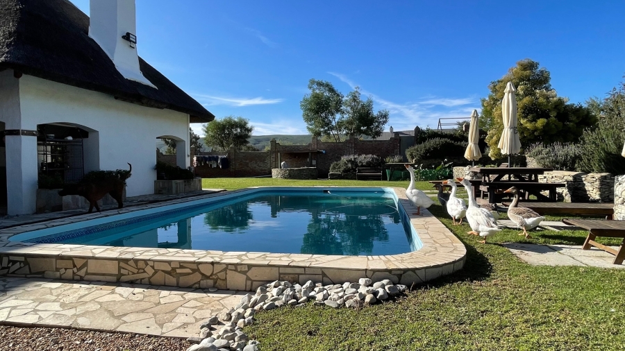 5 Bedroom Property for Sale in Barrydale Western Cape